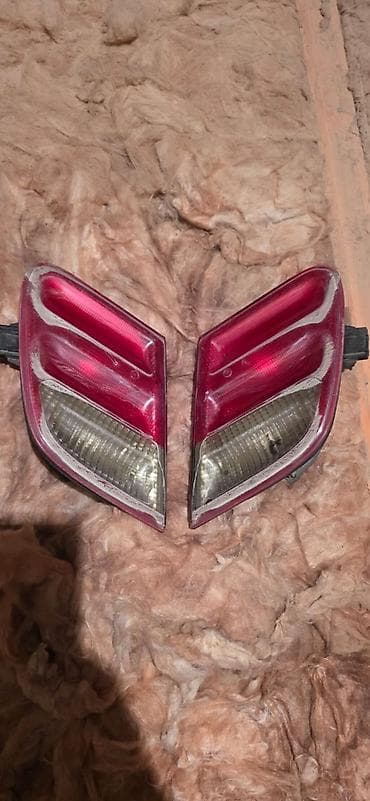 opel zafira 2000: Qalloqen, Mercedes-Benz — 1