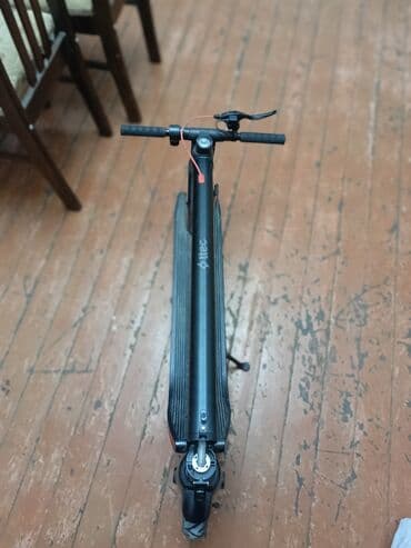 Электросамокаты: 600 manata almışamHər şey ela vəziyyətdədir batareyası çıxır çox — 2