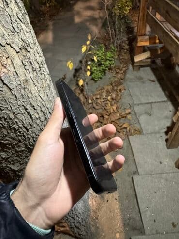 irşad telecom iphone 8: IPhone 16 Pro, 256 GB, Qara, Face ID — 3