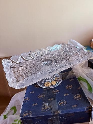karaca bohemia crystal: Bohemia Tom ayaqlı qab 1 ədəd
 Və 2 ədəd limon qabı tom — 2