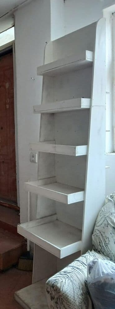 Dolab vitrinləri: Vitrin və mağaza rəfi dəsti - Şüşəli vitrin: metal karkaslı, dörd — 2