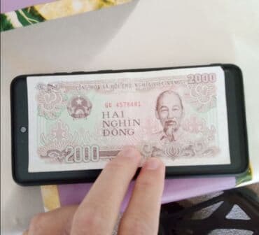 gümüş qaşiq: Vyetnam milli valyutası – 2000 đồng banknotu.kolleksiya yığanlar üçün — 1