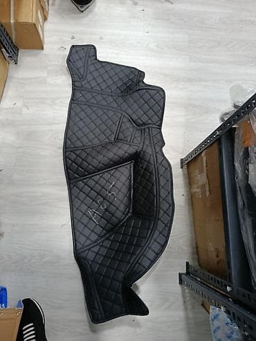 ses bogucular: Avtomobil üçün ayaqaltı, Yeni, Dəri — 2