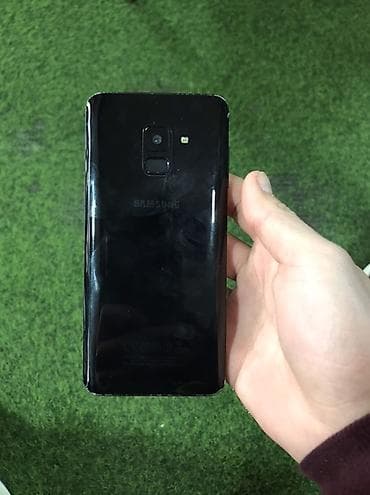 iphone 9 pro: Samsung Galaxy A8 2018, 32 GB, rəng - Qara, İki sim kartlı — 2