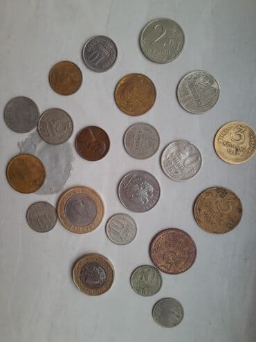 Kəsici disklər: Kolleksiya üçün müxtəlif ölkə və illərə aid metal sikkələr dəsti — 4