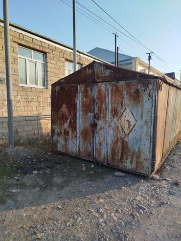 6 mkr: 16 kv. m, 3 * 6 * 3 Metal — 1