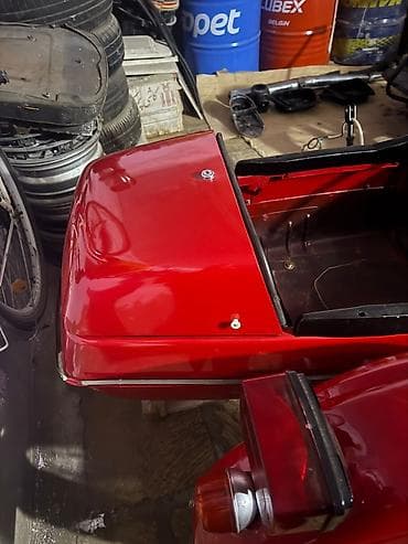 Motosiklet üçün yan qoşqu (salyonka) - Klassik dizaynlı, qırmızı lalafo.az -da Motosiklet üçün yan qoşqu (salyonka) - Klassik dizaynlı, qırmızı