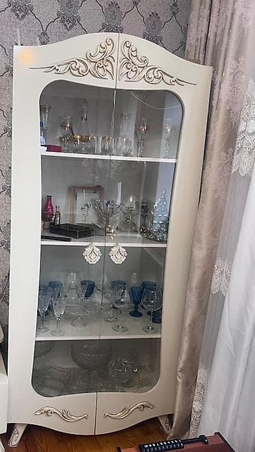 yataq mebel dəsti: Qonaq otağı üçün klassik mebel dəsti - Rəng: krem/ivori, qızılı — 2