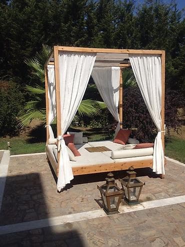 Bağ üçün taxta çardaq-lounge yatağı - Material: Təbii ağac karkas