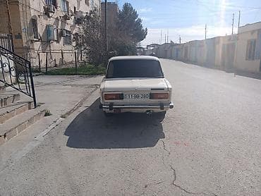 radiatoru: VAZ 2106 sedan - Kuzov: 4 qapılı sedan, krem rəng - Mühərrik — 5