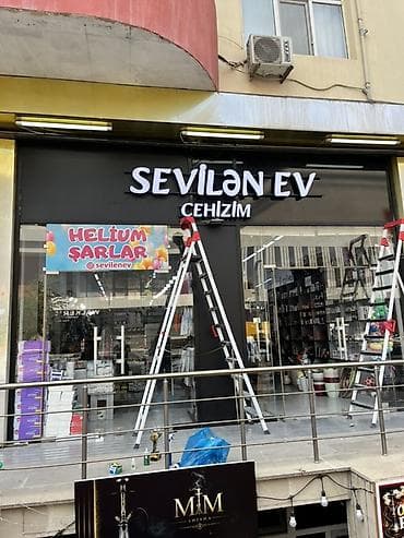 vitrin polka type 1: Xidmət: Reklam lövhələri və işıqlı hərflərin hazırlanması Təsvir: - — 4