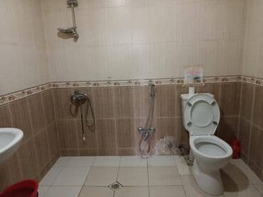 kiraye kafe verirem: Obyekt teze bazarin yaninda(kohne) yerlesir.Obyekt 3 mertebeli 8 — 16