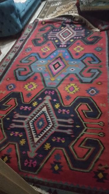 Qədim üslubda xalça/ kilim - Naxış: Qafqaz motivli, böyük romb və
