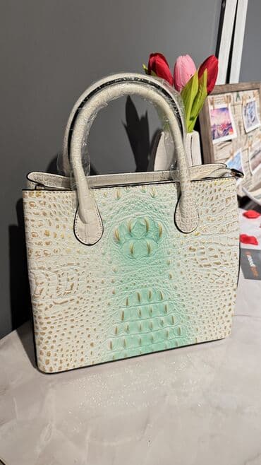 Zərgərlik əşyaları: Əl çantası, Chanel, Yeni — 2