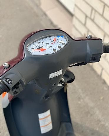 опел зафира б: Suzuki Let’s 4 skuter - Rəng: tünd qırmızı/gri iki rəngli kuzov - — 3