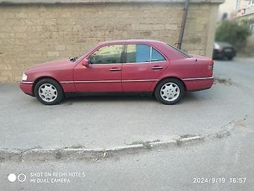 mercedes e class: Mercedes-Benz C 180: 1.8 l | 1996 il Sedan — 2