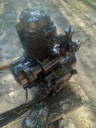 питбайк в баку купить: Motosiklet mühərriki satılır. Texniki təsvir: - Tək silindrli, hava — 3