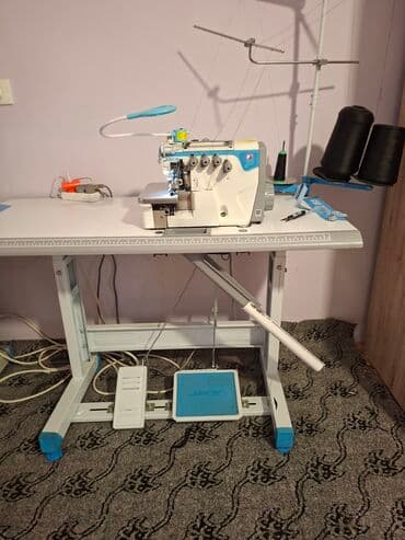 toxuma masini: Tikiş maşını Jack, Overlok, 5 saplı — 2