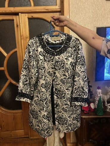 sumqayitda jaket: Brend: Amade. Zərif dizaynlı qadın üst geyimi/plaş-kimono tipli — 1