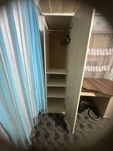 tək dolab: Açılan, 1 qapı Düz dolab, Qarderob, paltar dolabı — 1