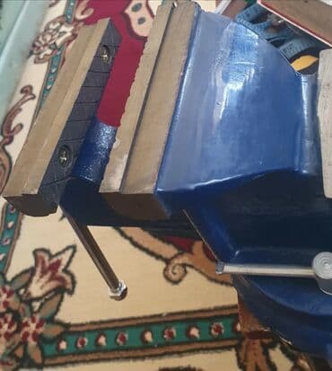 taxt doşəyi: Məngənə dəzgah üçün bərkidici mengene (stolüstü) - Korpus: tökmə — 8