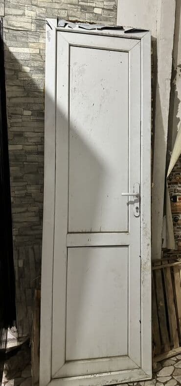 Furnitura və aksessuarlar: Biraz asagisinda qirigi var ona göre ucuz qiymete qoymisam PVC qapı — 2