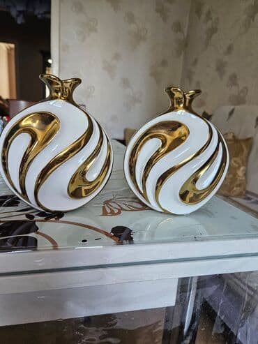 Güzgülər: Təcili!!! Ela vəziyyətdə olan 2 eded suvenir qablar satılır. Cütün — 5