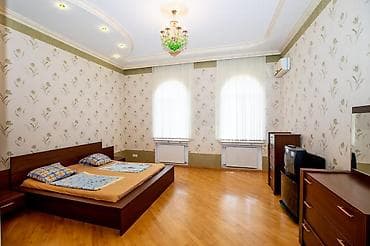 kiraye evler ecemi: 9 otaq, 600 kv. m, Orta təmir — 9