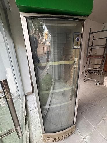 Soyuducu avadanlığı: Vitrin tipli ticarət soyuducusu - Şaquli, şüşə qapılı vitrin model - — 1