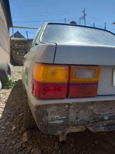 авто запчасти на опель: Audi 80: 2 l | 1984 il Sedan — 17