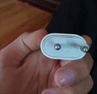 сколька стоит плейстейшен 4: Adapter Apple, 20 Vt — 1