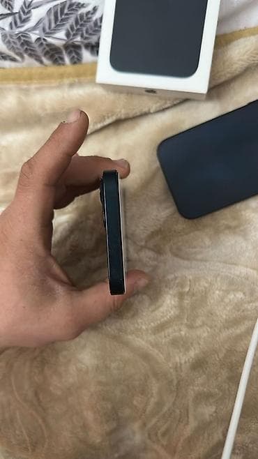 ucuz iphone 8: IPhone 13, 128 GB, Midnight, Barmaq izi, Face ID, Sənədlərlə — 7