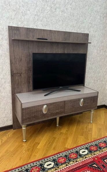 Qonaq otağı mebel dəsti - Rəng və üslub: Tünd qəhvəyi taxta