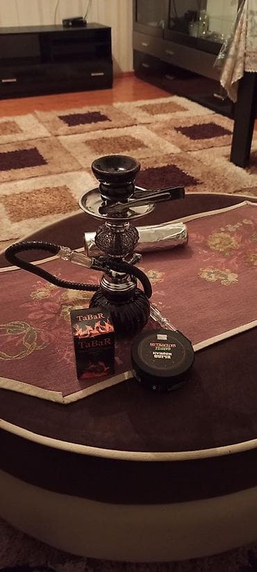 Mini nərgilə dəsti - Kompakt stolüstü nərgilə: şüşə kolba, metal