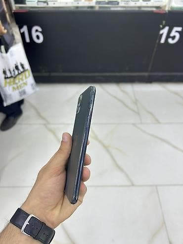 2 ci el ipad: IPhone 11 Pro, Space Gray, Face ID — 2