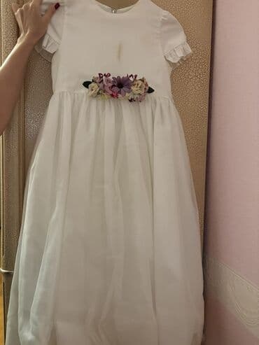 детское термобелье для футбола: Uşaq üçün zərif ağ ziyafət/libas paltarı. - Qısa qollu, dairəvi — 1