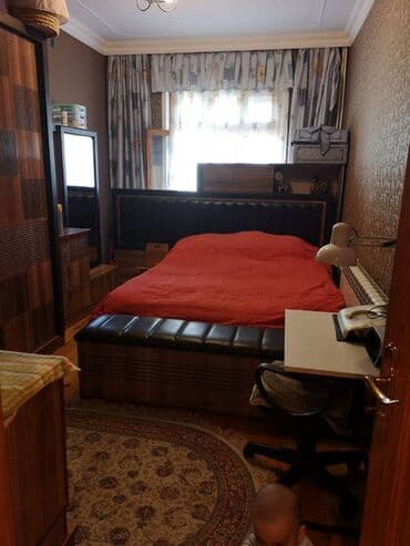 xocasəndə evlər: Səbayil rayonu Oxford məktəbinin yanında 9 mərtənəli binanın 3cü — 4