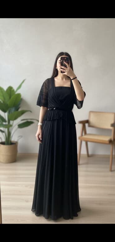 ziyafət donu: Mere Fashiondan alinib.280 Azn. sehifesinden baxa bilersiniz. etiketi — 1