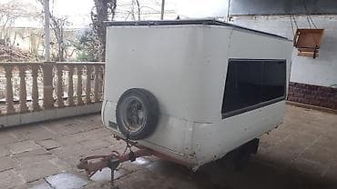 pearly teker: Yüngül qoşqu – salonlu, pəncərəli, açılan arxa qapaqlı — 6