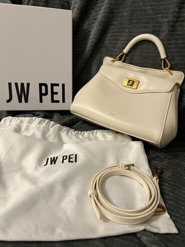 белые женские сумки: Сумка с короткой ручкой, Новый — 1