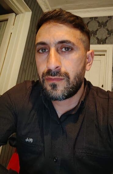 Salam oz wexsi mawinimla surucu iwi axtariram,aile ve ya uwag aparib