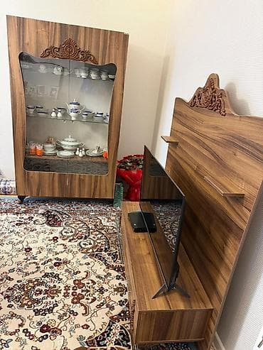 mebel kitab refleri: Qonaq otağı mebel dəsti – klassik dizayn, qoz ağacı fakturalı laminat — 1