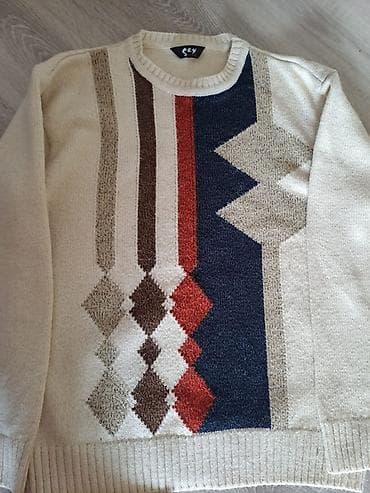 de facto sweatshirt: Sviter 10 manat qalindi olcusu 2XL — 3