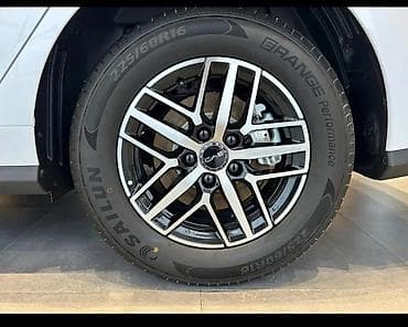 BYD Seal 05: 1.6 l | 2025 il 50 km Sedan — 8