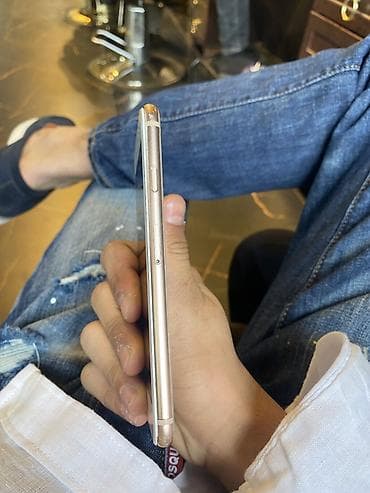 honor 70 pro plus: IPhone 8, Ağ, Qırıq — 4