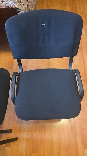 Ofis masaları: Qara rəngli ofis/konfrans stulları – 6ədəd dəst - Model: klassik — 2