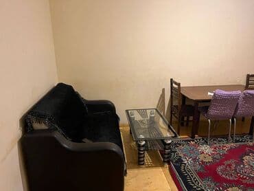 ramanı evlər: Evin herbir seraiti var Həzi Aslanov metrosu yanı, kombi vifi yataq — 2