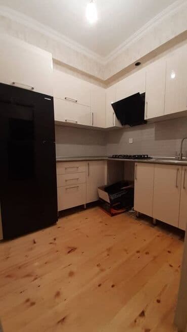 razinde 2 otaqli evler kiraye: Nərimanov metrosuna yaxin Qarabaq kücəsində 16 mertebeli binanın 11-ci — 11