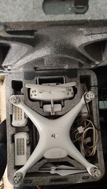 DJI Phantom seriyası kvadrokopter dəsti Xüsusiyyətlər: - DJI Phantom