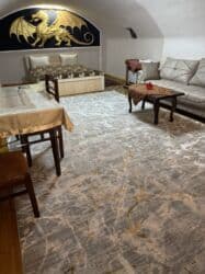 ehmedlide 5 otaqli evlerin qiymeti: Kirayə verilir: geniş və rahat mansard tipli otaq Xüsusiyyətlər: - — 3